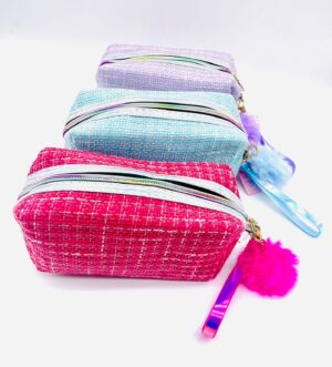 Portacosmeticos con Pompon
