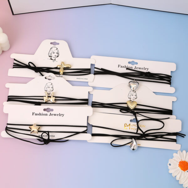 Collar negro con diges - Imagen 2