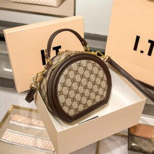Cartera circular marca